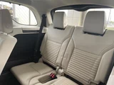 2026 Land Rover Discovery D350 SUV for sale, Japanese used car export - photo 5 of 9 | GULJI TRADERS