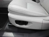 2015 Land Rover Discovery Sport HSE 4WD SUV for sale, Japanese used car export - photo 36 of 59 | GULJI TRADERS