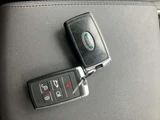 2021 Land Rover Discovery Sport SE 200PS 4WD SUV for sale, Japanese used car export - photo 25 of 50 | GULJI TRADERS