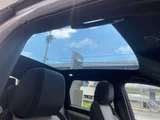 2024 Land Rover Discovery Sport Dynamic SE 2.0L D200 Diesel Turbo 4WD SUV for sale, Japanese used car export - photo 9 of 25 | GULJI TRADERS
