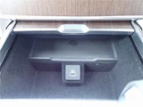 2025 Land Rover Range Rover D300 SWB SUV for sale, Japanese used car export - photo 31 of 79 | GULJI TRADERS