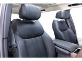 2026 Land Rover Range Rover 4.4L P530 Long Base 4WD SUV for sale, Japanese used car export - photo 67 of 79 | GULJI TRADERS