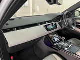 2020 Land Rover Range Rover Evoque R Dynamic SE 4WD SUV for sale, Japanese used car export - photo 12 of 23 | GULJI TRADERS