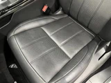 2020 Land Rover Range Rover Evoque R Dynamic S 4WD SUV for sale, Japanese used car export - photo 11 of 24 | GULJI TRADERS
