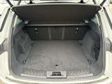 2020 Land Rover Range Rover Evoque Base SUV for sale, Japanese used car export - photo 16 of 30 | GULJI TRADERS