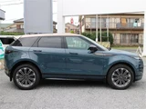 2025 Land Rover Range Rover Evoque Dynamic SE 4WD SUV for sale, Japanese used car export - photo 11 of 24 | GULJI TRADERS