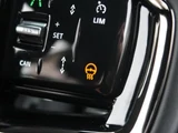 2025 Land Rover Range Rover Evoque Dynamic HSE P300e SUV for sale, Japanese used car export - photo 6 of 9 | GULJI TRADERS