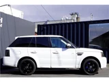 2011 Land Rover Range Rover Sport Sport SUV for sale, Japanese used car export - photo 13 of 76 | GULJI TRADERS