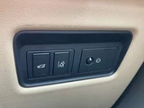 2017 Land Rover Range Rover Sport SE ( Diesel ) 4WD SUV for sale, Japanese used car export - photo 30 of 77 | GULJI TRADERS