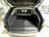 2021 Land Rover Range Rover Sport 300PS SE d SUV for sale, Japanese used car export - photo 19 of 30 | GULJI TRADERS
