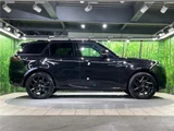 2023 Land Rover Range Rover Sport Dynamic SE D300 SUV for sale, Japanese used car export - photo 18 of 30 | GULJI TRADERS