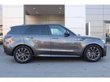 2025 Land Rover Range Rover Sport Dynamic SE D300 SUV for sale, Japanese used car export - photo 8 of 9 | GULJI TRADERS