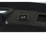 2018 Land Rover Range Rover Velar 2.0L P250 4WD SUV for sale, Japanese used car export - photo 49 of 80 | GULJI TRADERS