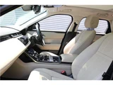 2018 Land Rover Range Rover Velar R Dynamic S 250PS SUV for sale, Japanese used car export - photo 31 of 41 | GULJI TRADERS