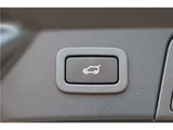 2020 Land Rover Range Rover Velar Dynamic E 4WD SUV for sale, Japanese used car export - photo 74 of 76 | GULJI TRADERS