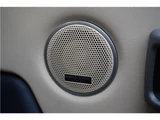 2007 Land Rover Range Rover Vogue 4.4 V8 SUV for sale, Japanese used car export - photo 63 of 71 | GULJI TRADERS