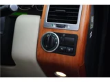 2007 Land Rover Range Rover Vogue 4.4 V8 SUV for sale, Japanese used car export - photo 66 of 71 | GULJI TRADERS