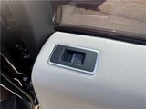 2016 Land Rover Range Rover Vogue SUV for sale, Japanese used car export - photo 30 of 43 | GULJI TRADERS
