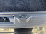 2016 Land Rover Range Rover Vogue SUV for sale, Japanese used car export - photo 38 of 43 | GULJI TRADERS