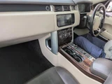 2017 Land Rover Range Rover Vogue SUV for sale, Japanese used car export - photo 3 of 5 | GULJI TRADERS