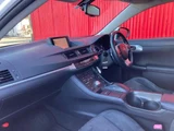 2011 Lexus CT CT200h Version C 17-inch alloy wheels Pearl Sedan for sale, Japanese used car export - photo 40 of 47 | GULJI TRADERS