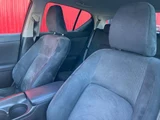 2011 Lexus CT CT200h Version C 17-inch alloy wheels Pearl Sedan for sale, Japanese used car export - photo 41 of 47 | GULJI TRADERS