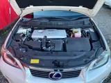 2011 Lexus CT CT200h Version C 17-inch alloy wheels Pearl Sedan for sale, Japanese used car export - photo 45 of 47 | GULJI TRADERS