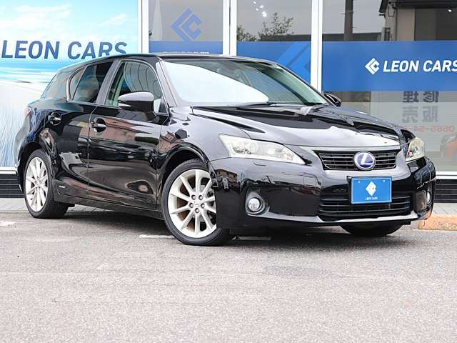 2011 Lexus CT 200h Version C - photo 1 2011 Lexus CT 200h Version C Black Sedan for sale, Japanese used car export - photo 1 of 53 | GULJI TRADERS