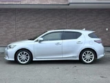 2011 Lexus CT CT200h Version L Silver Sedan for sale, Japanese used car export - photo 35 of 48 | GULJI TRADERS