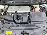 2011 Lexus CT CT200h Pearl Sedan for sale, Japanese used car export - photo 5 of 30 | GULJI TRADERS