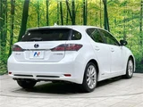 2011 Lexus CT CT200h Pearl Sedan for sale, Japanese used car export - photo 10 of 30 | GULJI TRADERS