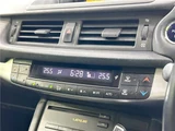 2011 Lexus CT CT200h Pearl Sedan for sale, Japanese used car export - photo 20 of 30 | GULJI TRADERS