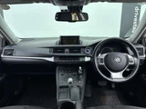 2011 Lexus CT CT200h Pearl Sedan for sale, Japanese used car export - photo 3 of 53 | GULJI TRADERS