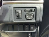 2011 Lexus CT CT200h Pearl Sedan for sale, Japanese used car export - photo 18 of 53 | GULJI TRADERS