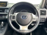 2011 Lexus CT CT200h Pearl Sedan for sale, Japanese used car export - photo 27 of 53 | GULJI TRADERS