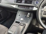 2011 Lexus CT CT200h Pearl Sedan for sale, Japanese used car export - photo 28 of 53 | GULJI TRADERS