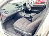 2011 Lexus CT CT200h Pearl Sedan for sale, Japanese used car export - photo 29 of 53 | GULJI TRADERS