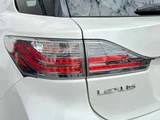 2011 Lexus CT CT200h Pearl Sedan for sale, Japanese used car export - photo 37 of 53 | GULJI TRADERS