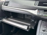 2011 Lexus CT CT200h Pearl Sedan for sale, Japanese used car export - photo 46 of 53 | GULJI TRADERS