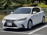 2011 Lexus CT CT200h Pearl Sedan for sale, Japanese used car export - photo 2 of 28 | GULJI TRADERS