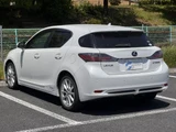 2011 Lexus CT CT200h Pearl Sedan for sale, Japanese used car export - photo 3 of 28 | GULJI TRADERS