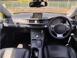 2011 Lexus CT CT200h Pearl Sedan for sale, Japanese used car export - photo 7 of 28 | GULJI TRADERS