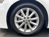 2011 Lexus CT 200h C Pearl Sedan for sale, Japanese used car export - photo 47 of 80 | GULJI TRADERS