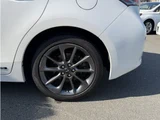2011 Lexus CT 200h F Sport Pearl Sedan for sale, Japanese used car export - photo 13 of 75 | GULJI TRADERS