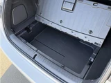 2011 Lexus CT 200h F Sport Pearl Sedan for sale, Japanese used car export - photo 23 of 75 | GULJI TRADERS