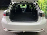 2011 Lexus CT CT200h Pearl Sedan for sale, Japanese used car export - photo 12 of 30 | GULJI TRADERS