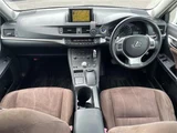 2011 Lexus CT 200h Version C Pearl Sedan for sale, Japanese used car export - photo 3 of 24 | GULJI TRADERS