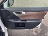 2011 Lexus CT 200h Version C Pearl Sedan for sale, Japanese used car export - photo 17 of 24 | GULJI TRADERS
