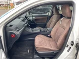 2011 Lexus CT 200h Version C Pearl Sedan for sale, Japanese used car export - photo 20 of 24 | GULJI TRADERS