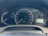 2011 Lexus CT 200h 4WD Pearl Sedan for sale, Japanese used car export - photo 19 of 24 | GULJI TRADERS